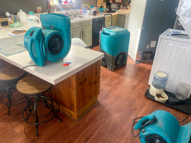 Best Emergency water damage restoration  in Oakbrook, KY